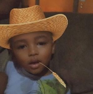 Meet your Posher, Armando